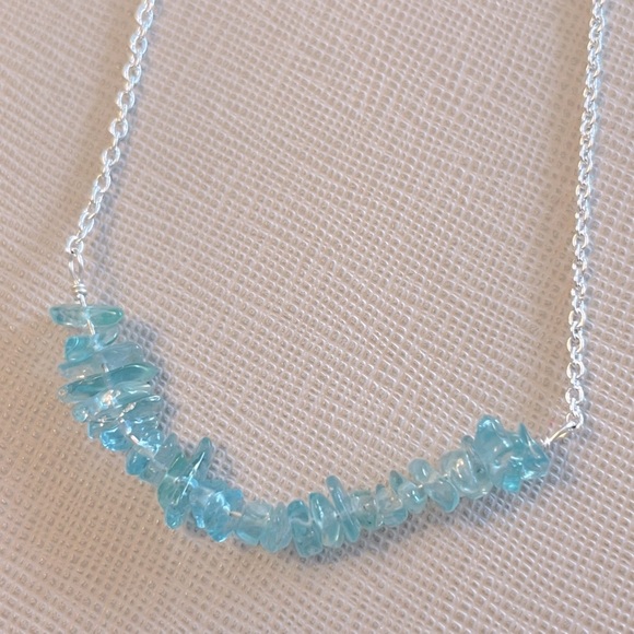 PURA VIDA Aquamarine Chip Choker - Picture 2 of 6